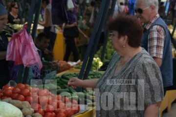Comercianți de legume și fructe au fost amendați pentru că nu foloseau case de marcat