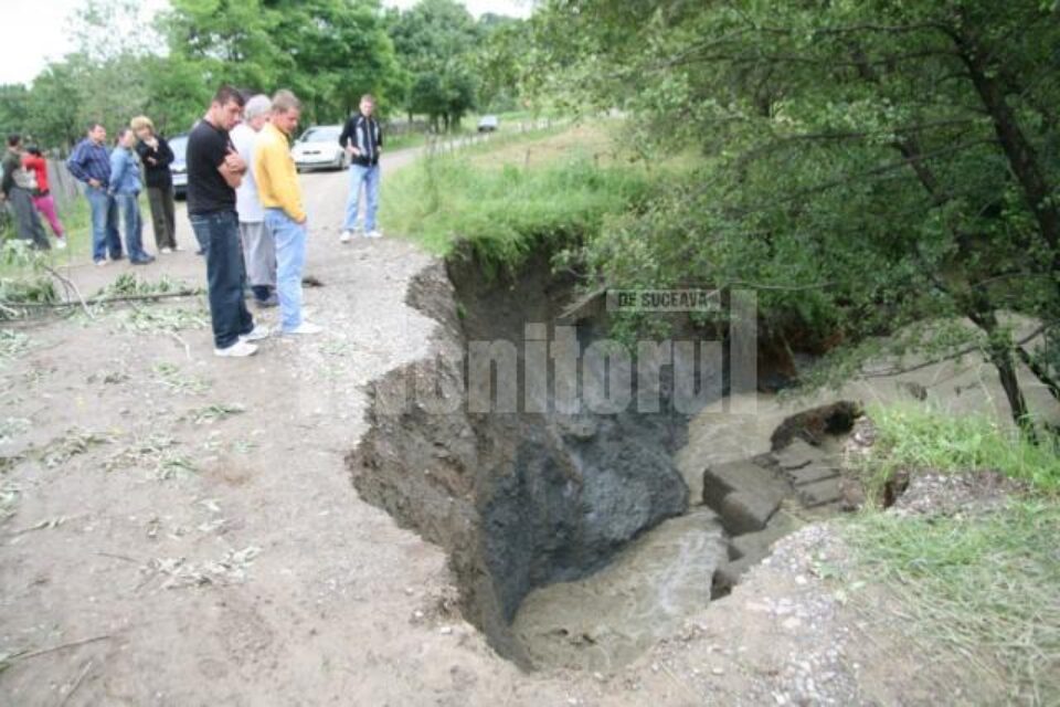 Ploi: Inundații la Boroaia și Ulma