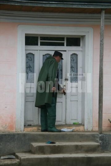 Jandarmii verifica locuintele evacuate