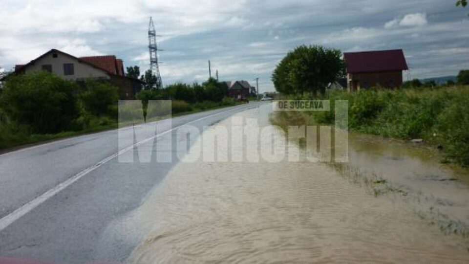 Rădăuți: Inundațiile au afectat 40 de gospodării, anexe, curți și grădini