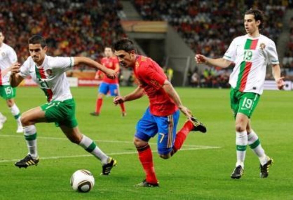 Reprezentativa Spaniei, campioana europeană en-titre a învins, marți, cu scorul de 1-0 (0-0), selecționata Portugaliei Reprezentativa Spaniei, campioana europeană en-titre a învins, marți, cu scorul de 1-0 (0-0), selecționata Portugaliei