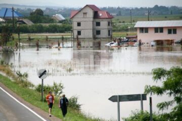 Nu se mai termină: Potop, durere, deznădejde