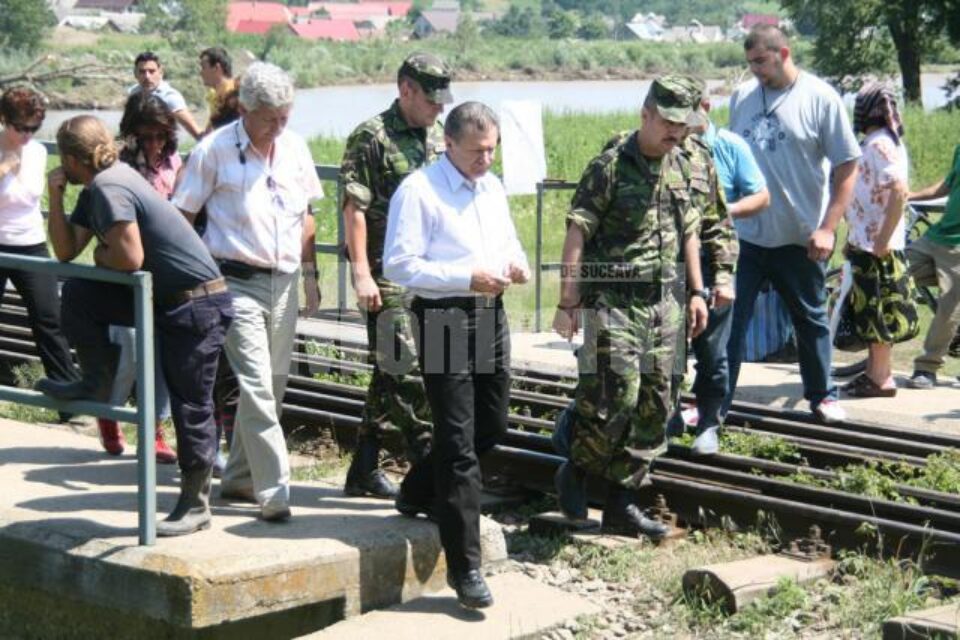 Radu Berceanu s-a aflat, în cursul zilei de ieri, în județul Suceava, unde a vizitat localitățile afectate de calamități