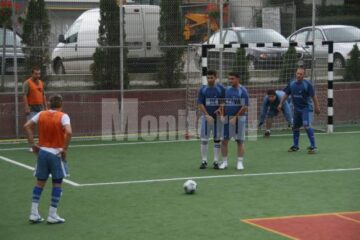 Fotbal pe teren redus: Campionatul Mondial de Fotbal Suceava 2010 a debutat în forță