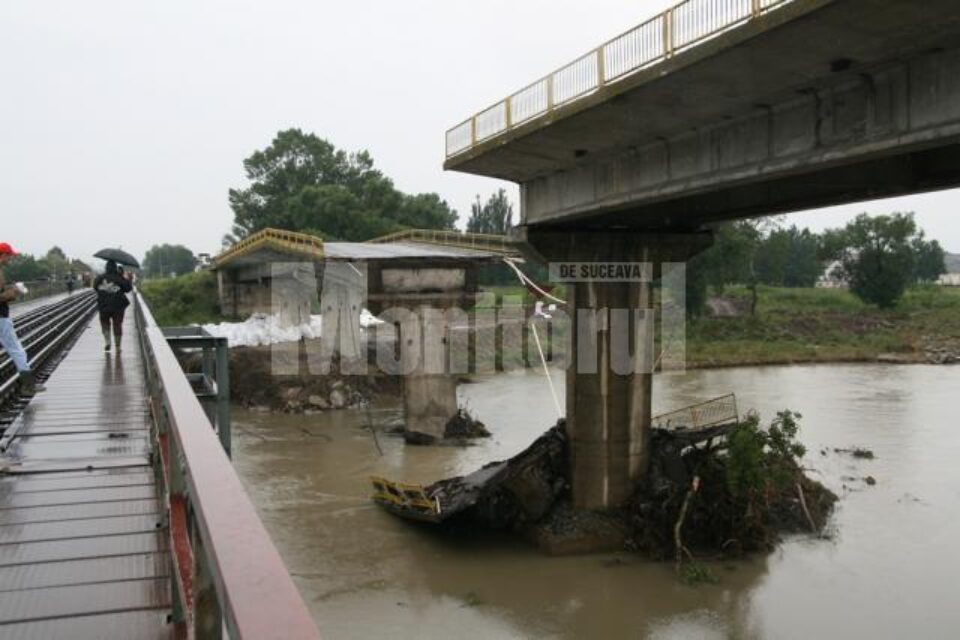 Infrastructură: Refacerea podului din Dornești costă peste două milioane de euro