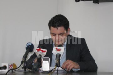 Adrian Popescu: “Pacienții au fost diagnosticați cu forme ușoare de gastroenterită acută, care nu necesită internare” Adrian Popescu: “Pacienții au fost diagnosticați cu forme ușoare de gastroenterită acută, care nu necesită internare”