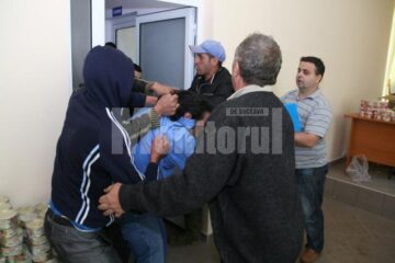Secretarul comunei Patrauti, batut de rromi