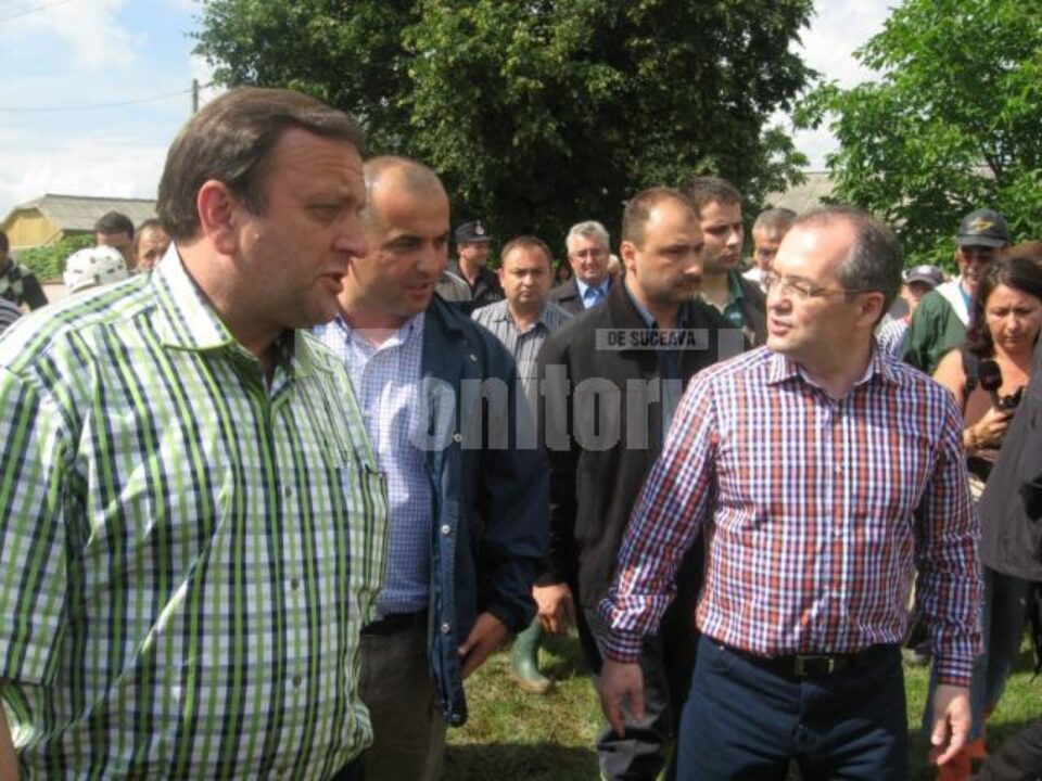 Reconstrucția caselor din Dărmănești distruse de inundații va fi gata în două luni