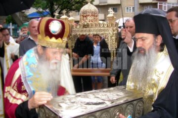 Moaștele Sf. Pantelimon vor ajunge la Fălticeni joi, 15 iulie, la ora 19
