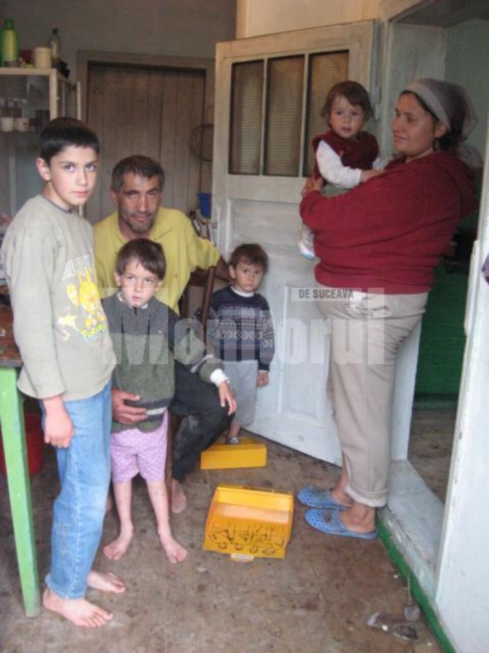 Desculți și fără viitor, în casa de împrumut