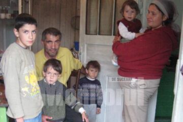 Desculți și fără viitor, în casa de împrumut