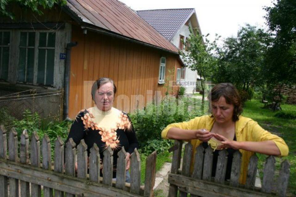 Maria Palaghian, mama lui Ovidiu, și Valerica Boghean, concubina acestuia