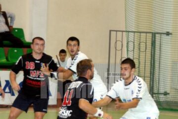 Ilieș (cu numărul 18) va evolua pentru Suceava în următoarele două sezoane