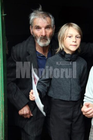 Tatăl septuagenar și unica fiica ce i-a mai rămas