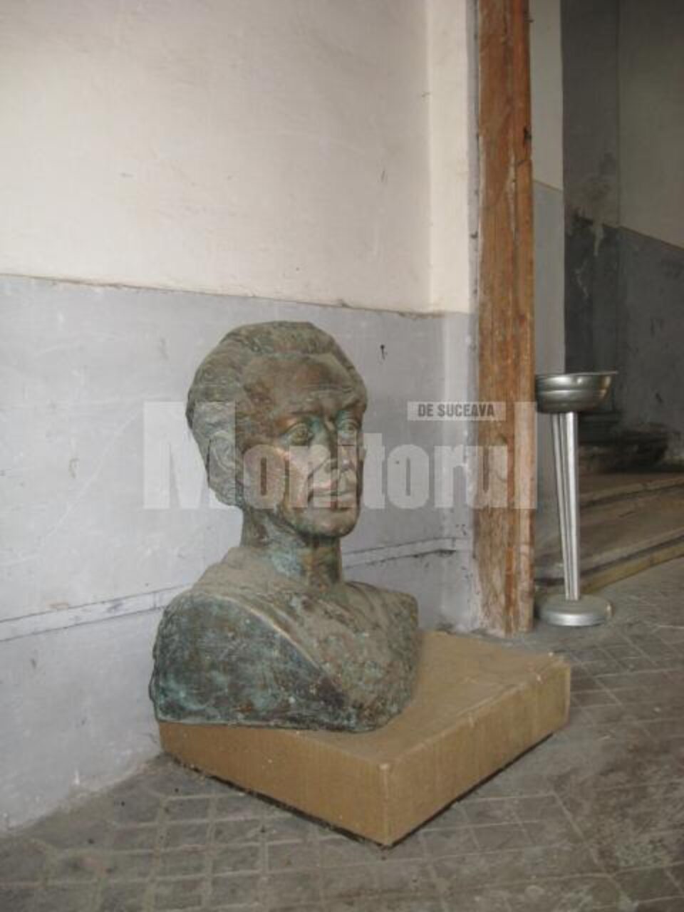 Bronz prăfuit: Baronul din gang