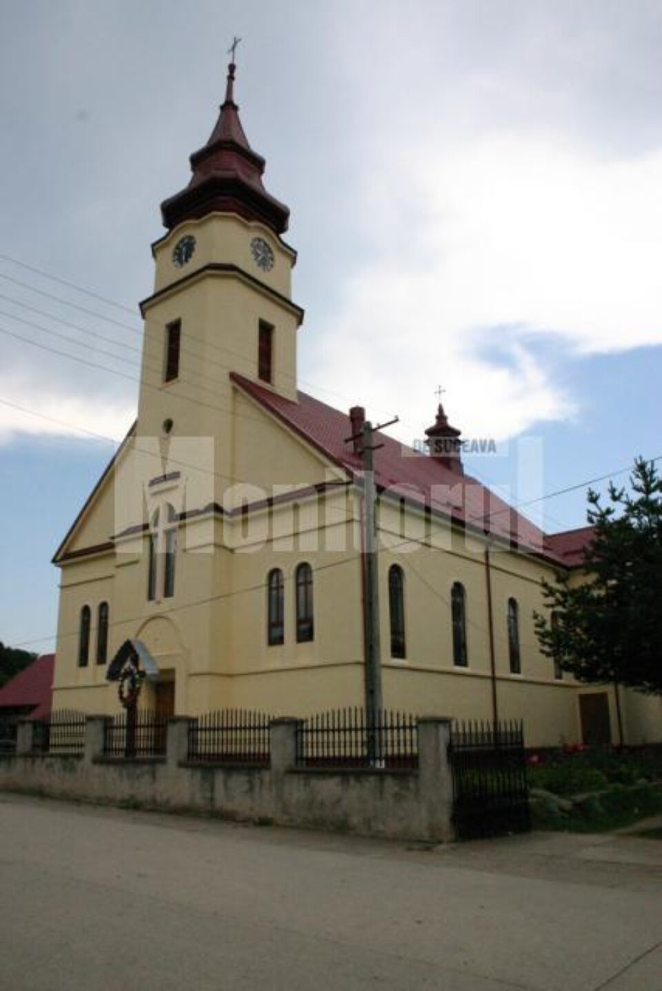 Biserica de la Solonețu Nou a fost construită în 1932