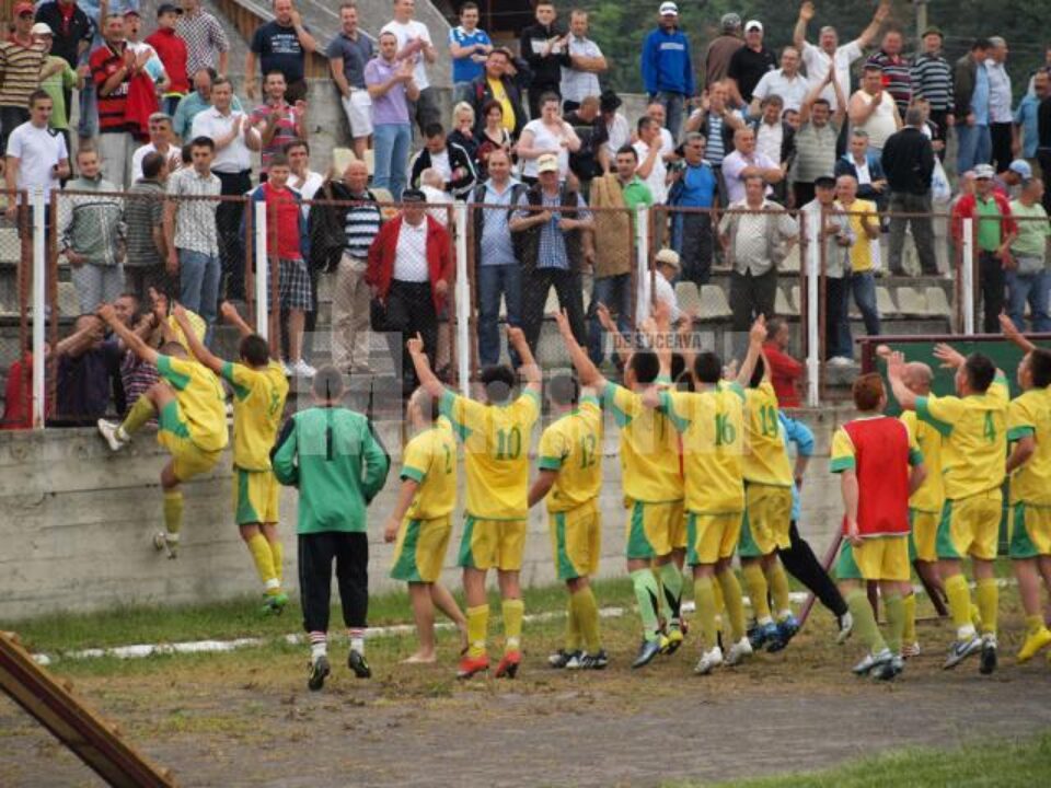 La Mălini, bucuria promovării în Liga a III-a a fost de scurtă durată La Mălini, bucuria promovării în Liga a III-a a fost de scurtă durată