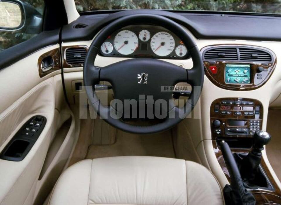 Peugeot 607