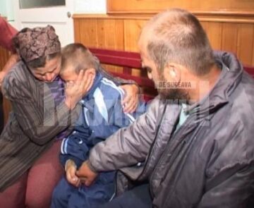 O nouă viață: Salvat cu elicopterul după o noapte petrecută între apele râului Suceava