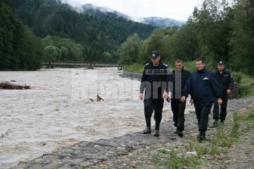 Jandarmi în căutarea copilașului de 7 ani, dispărut fără urme în apele Sucevei