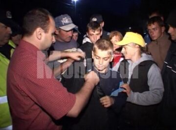 O nouă viață: Salvat cu elicopterul după o noapte petrecută între apele râului Suceava