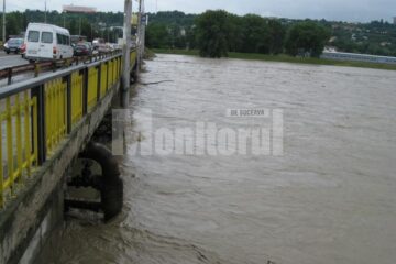 Șase miliarde de lei vechi, necesari pentru refacerea podului tehnic distrus de inundații