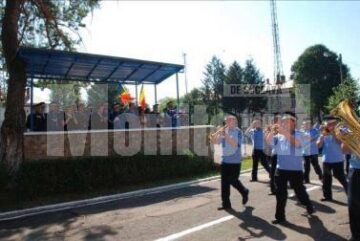 Fălticeni: Prima festivitate de absolvire la Școala Militară de Subofițeri Jandarmi