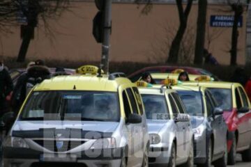 Au fost verificați peste 50 de șoferi de taxi