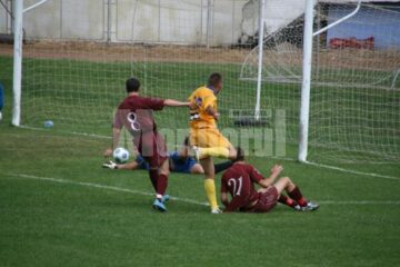 Rapid și Petrolul s-au confruntat pe Areni ieri dimineață