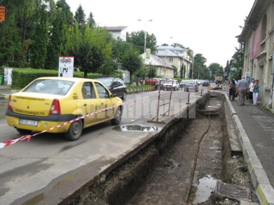 Pe strada Mihai Viteazul, ieri nici măcar nu se lucra
