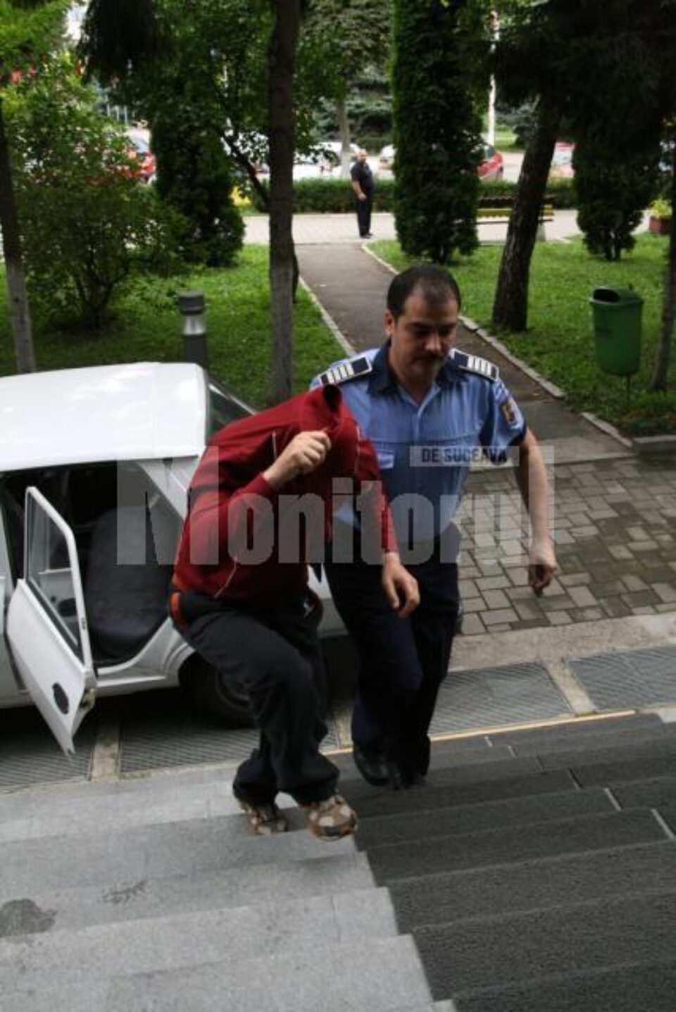 Agentul-șef principal Mircea Cîrneala fost dus, ieri după-amiază la audieri la Parchetul de pe lângă Tribunalul Suceava