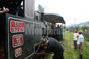 La foc mic: Mocănița de la Moldovița „gâfâie” la fiecare sfârșit de săptămână