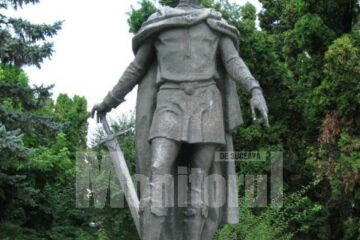 Monumentul lui Petru I Mușat