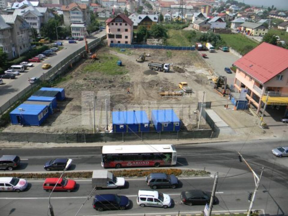 Construcția supermarketul Lidl de la intrarea în cartierul Obcini a început deja