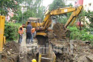 Mii de suceveni au rămas fără apă după avarii la conductele de apă rece