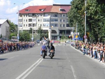 Pe două roți: “Cartierul” motocicliștilor, la Rădăuți