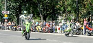 În oferta BMC au fost incluse demonstrații dar și jocuri trăsnite la piscină