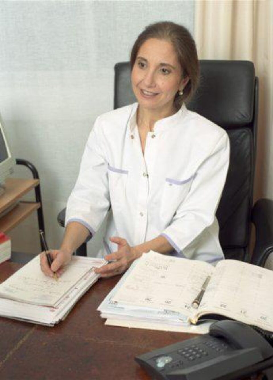 Sute de mii de persoane călătoresc pentru a beneficia de îngrijiri medicale mai ieftine în altă țară Foto: Photononstop Sute de mii de persoane călătoresc pentru a beneficia de îngrijiri medicale mai ieftine în altă țară Foto: Photononstop
