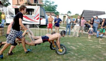 Pe două roți: “Cartierul” motocicliștilor, la Rădăuți