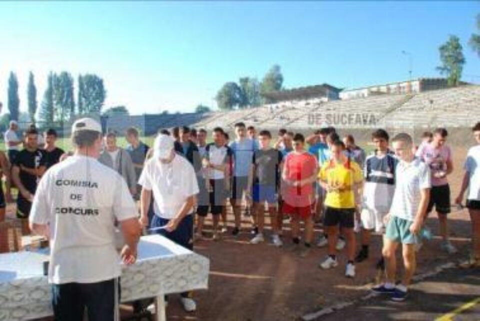 Băieții susțin în aceste zile probele de sport