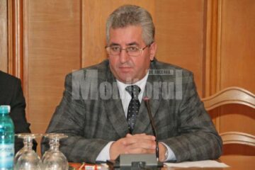 Ion Lungu: „Îmi asum retragerea acestui proiect, vreau să am și o discuție cu asociațiile de proprietari pe această temă”