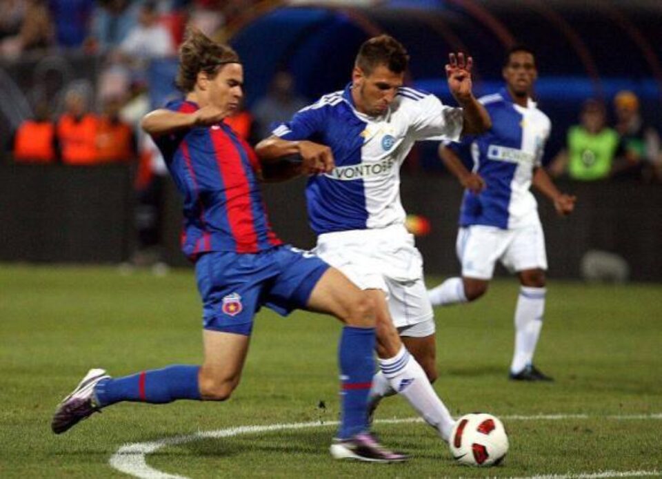 Steaua s-a calificat cu un noroc în fața elvețienilor de la Grasshopper Zurich Steaua s-a calificat cu un noroc în fața elvețienilor de la Grasshopper Zurich