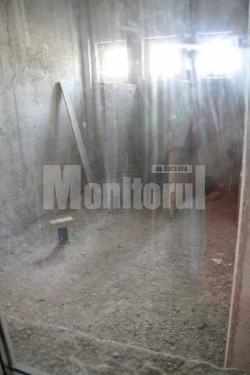 Situație: Început de an școlar printre moloz și schele, în zeci de unități de învățământ din județ