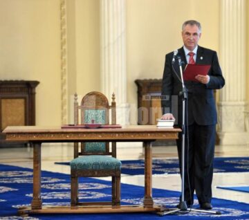Noii miniștri au depus jurământul