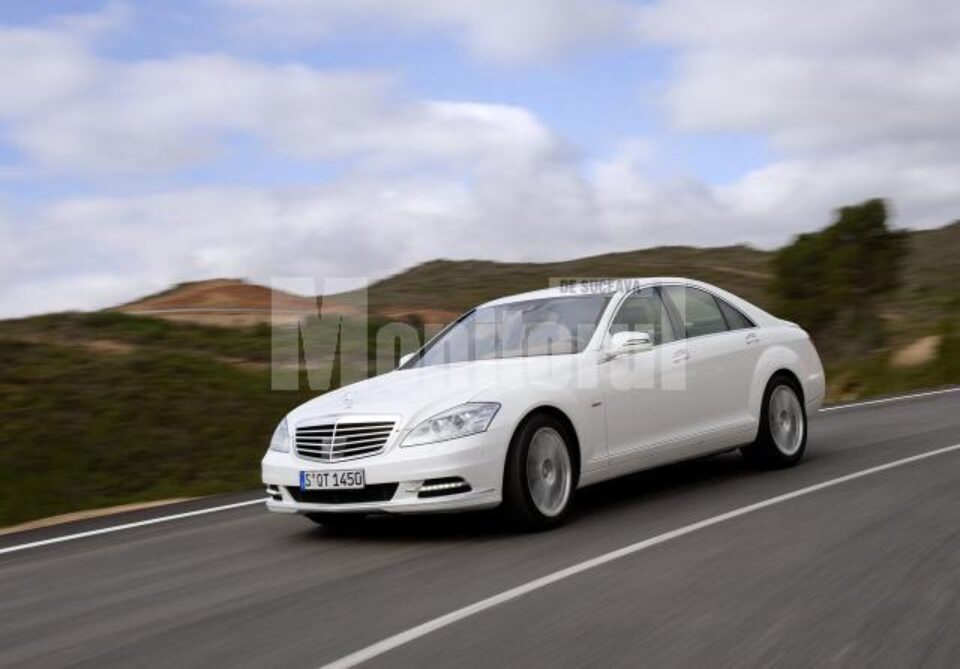 Mercedes-Benz S400 BlueHYBRID