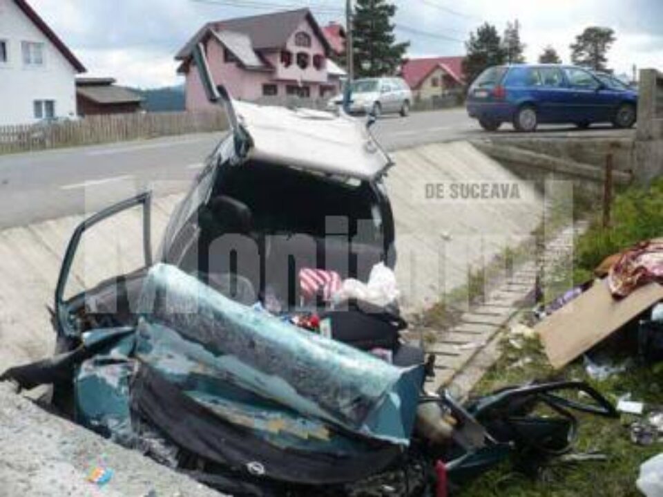 Tragedie pe șosea: Accident cu trei morți, după ce șoferul a ațipit la volan