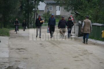 Infrastructură: La Hârtop a fost inaugurat un drum nou de aproape un milion de lei