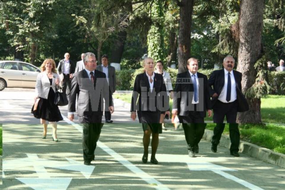 La inaugurare au fost prezenți și președintele CJ, Gheorghe Flutur, primarul Sucevei, Ion Lungu, și deputatul PD-L Sanda-Maria Ardeleanu