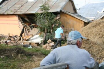 Șansă imensă: A scăpat cu viață din casa distrusă de explozie