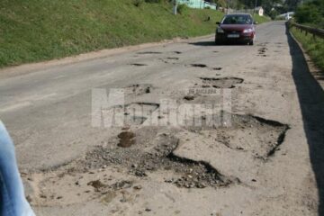 Răul cel mai rău: Drumul județean al gropilor
